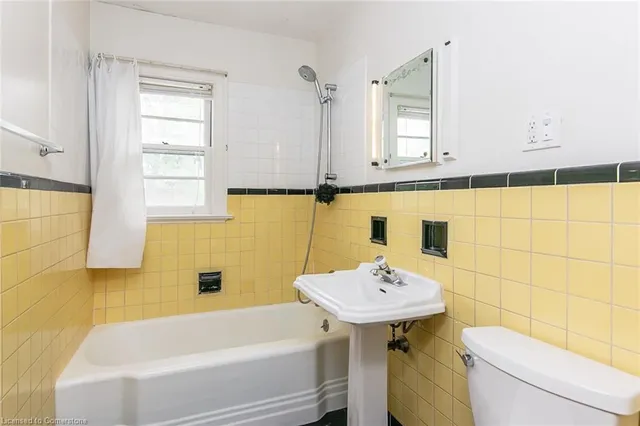 Additional image 21 of 330 Weber St