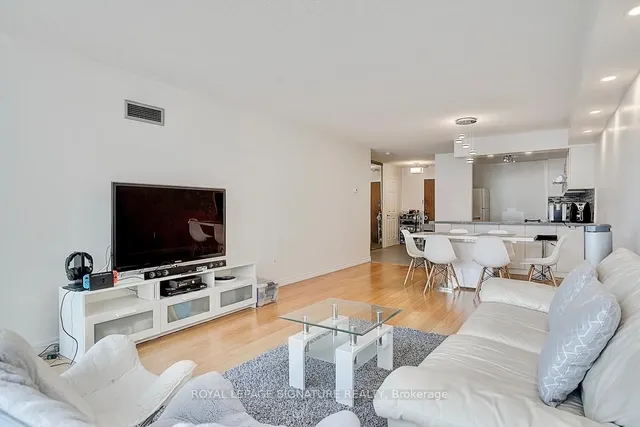 Additional image 9 of 45 Carlton St Unit 1209