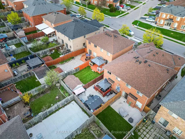 Additional image 31 of 96 Lake Louise Dr