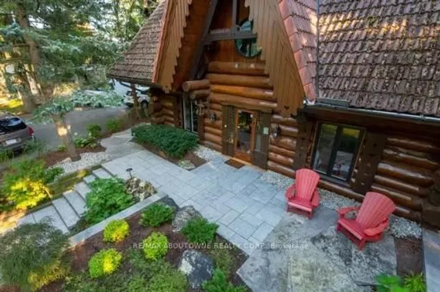 Additional image 4 of 270 North Shore Blvd