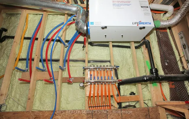 Additional image 24 of 203 GLENCAIRN Ave