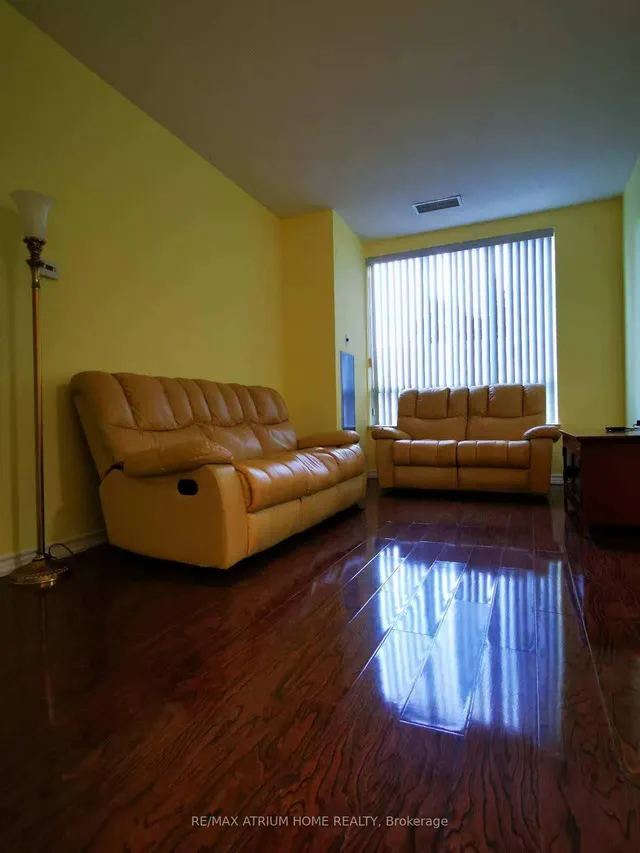 Primary image of 5039 Finch Ave Unit 109