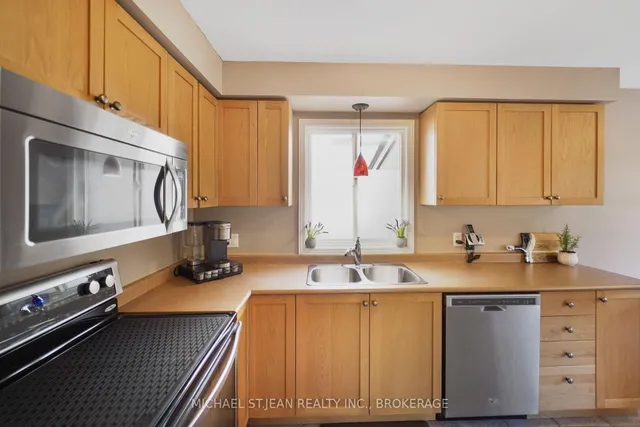 Additional image 14 of 23 Giovanna Dr