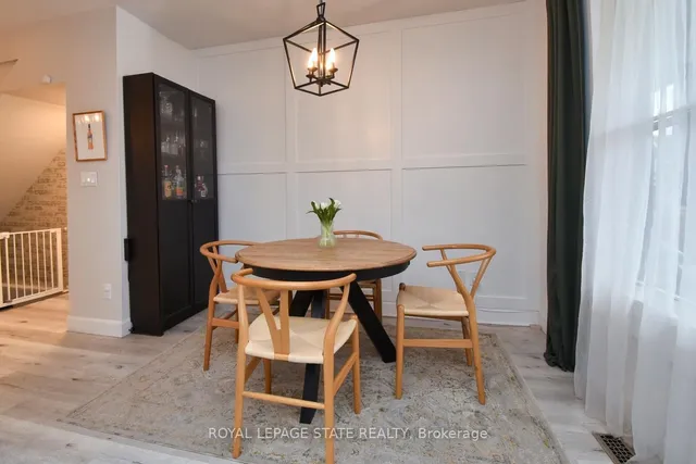 Additional image 6 of 61 Chestnut Ave