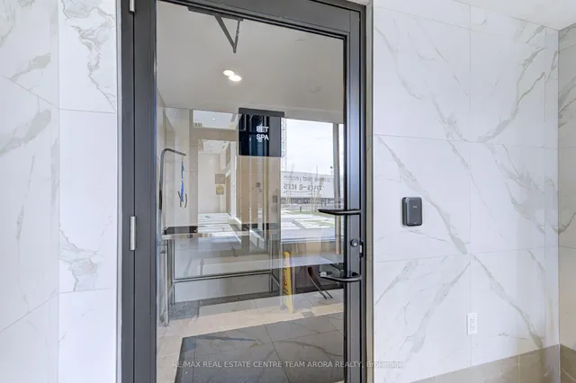 Additional image 33 of 1415 Dundas St Unit 415