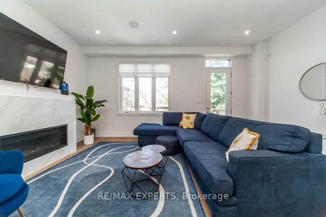 Additional image 12 of 68 Twenty Fourth St