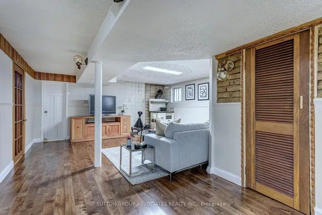 Additional image 33 of 75 Clendenan Ave