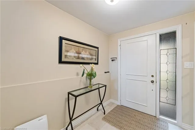 Additional image 4 of 1967 Main St Unit 6