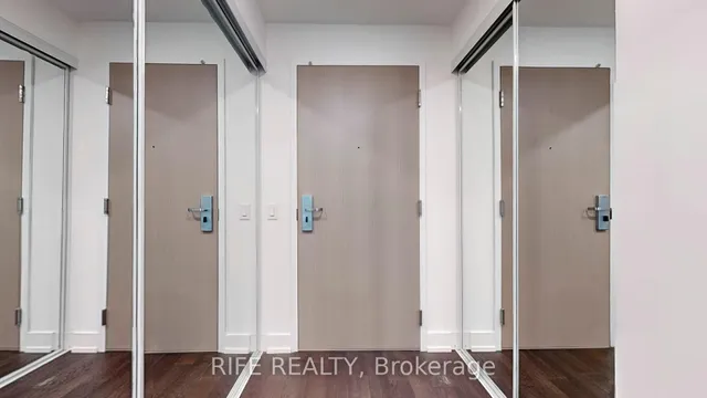 Additional image 14 of 7 Grenville St Unit 519