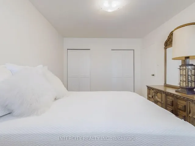 Additional image 32 of 26 Donnalyn Dr