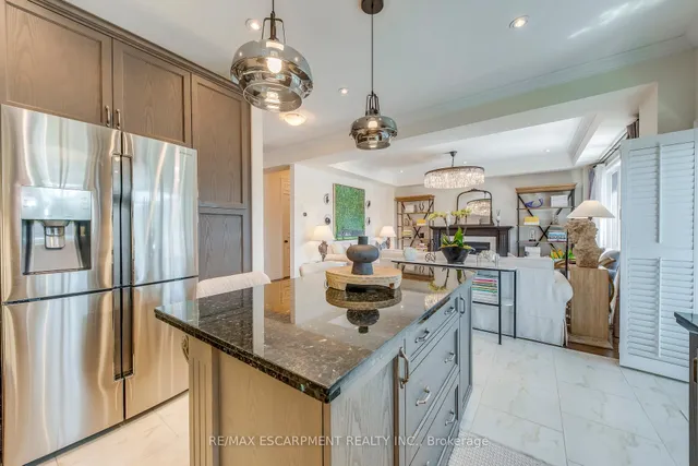 Additional image 14 of 12 Riva Crt