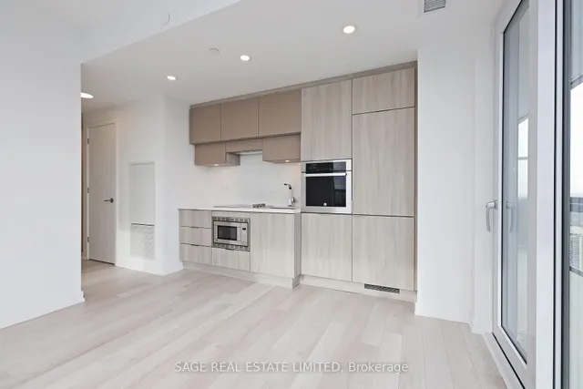 Additional image 27 of 39 Roehampton Ave Unit 3803