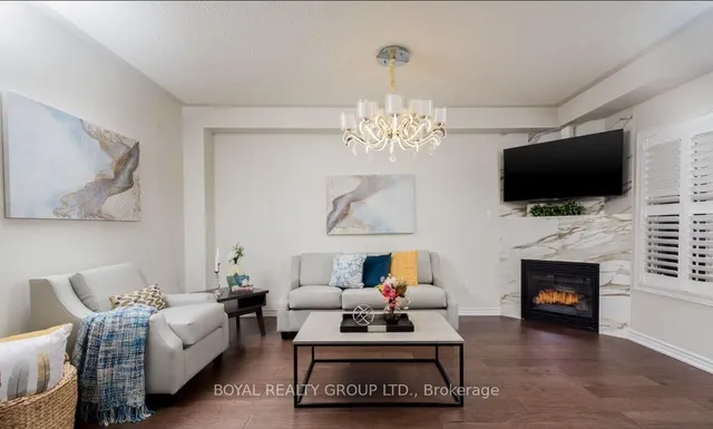 Additional image 10 of 118 Footbridge Cres