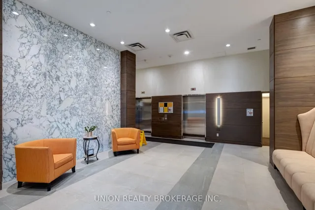 Additional image 16 of 2055 Danforth Ave Unit 802