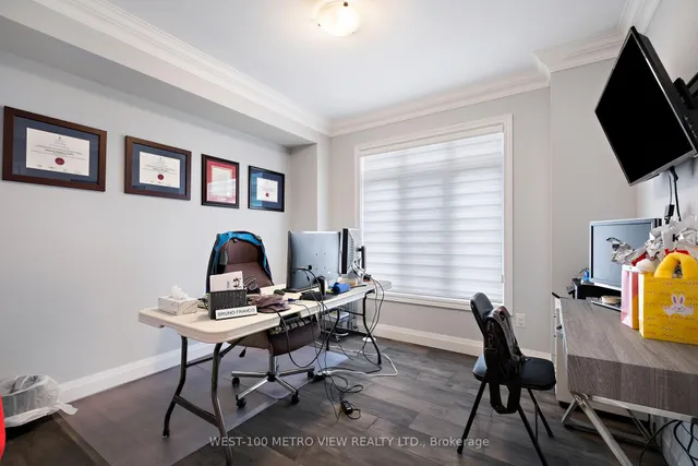 Additional image 27 of 499 Dundas St