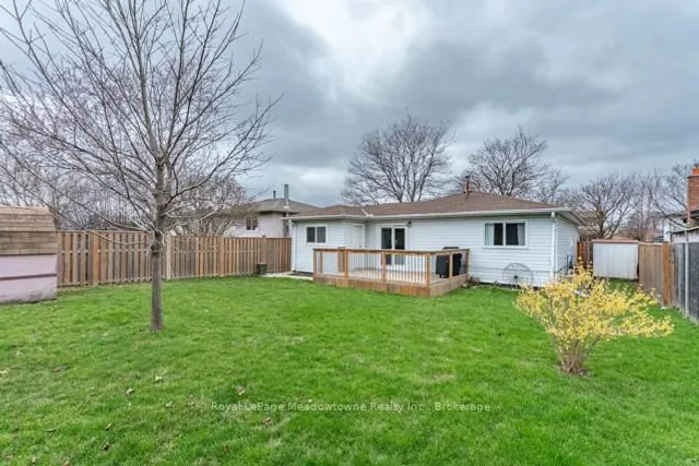 Additional image 29 of 756 Mackenzie Dr