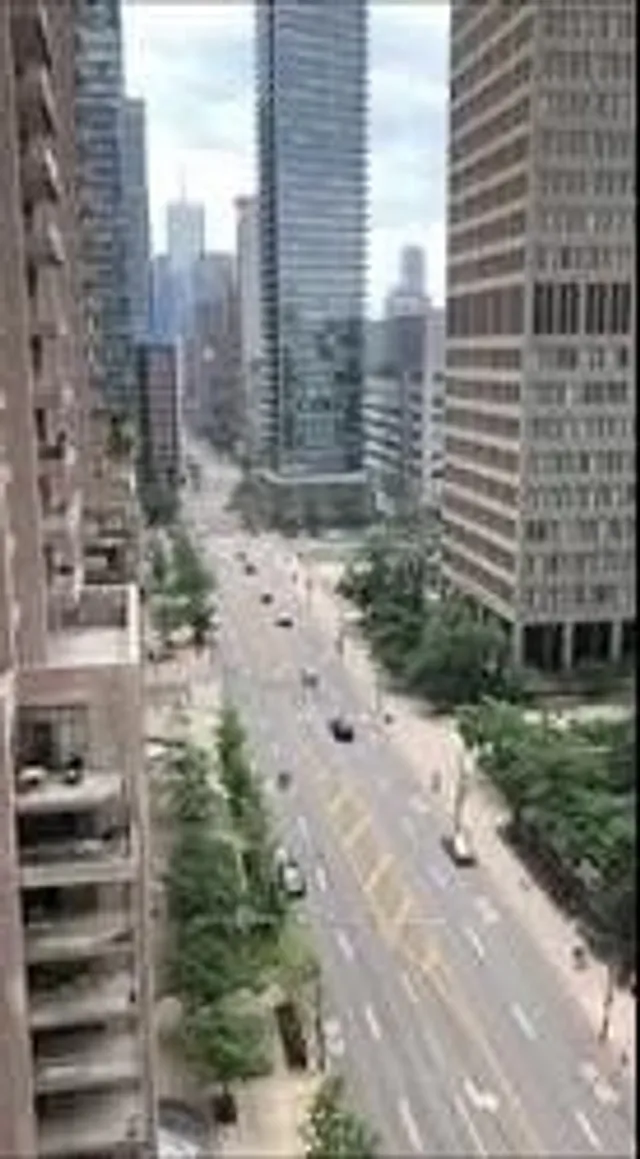 Additional image 3 of 955 Bay St Unit 1507