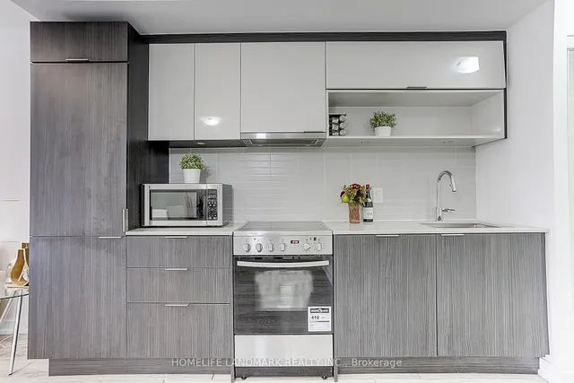 Additional image 9 of 159 Wellesley St Unit 401