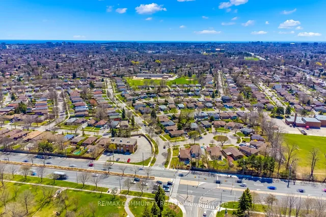 Additional image 40 of 103 Packard Blvd