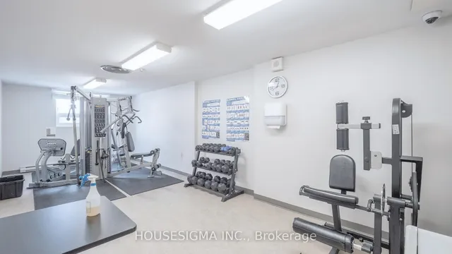 Additional image 31 of 15 La Rose Ave Unit 216