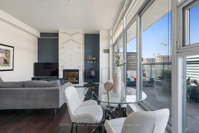 Additional image 6 of 333 Adelaide St Unit 1406