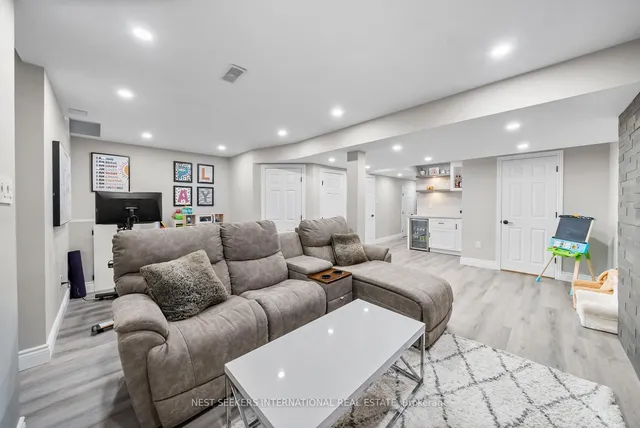 Additional image 36 of 48 Whitmer St