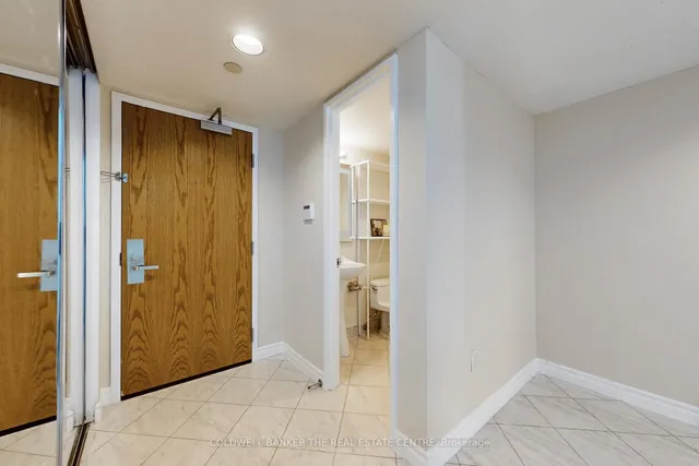 Additional image 29 of 38 Elm St Unit 1015