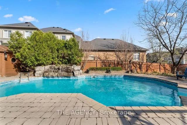 Additional image 4 of 4 Pride Crt