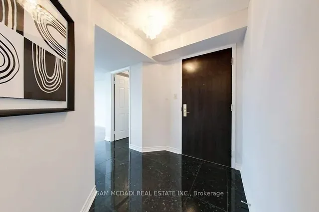 Additional image 2 of 55 Kingsbridge Garden Circ Unit 1411