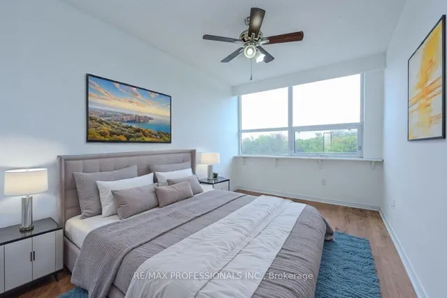 Additional image 36 of 362 The East Mall N/A Unit 302