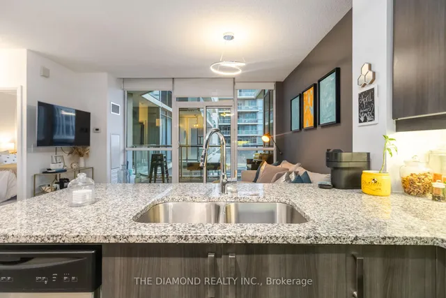 Additional image 17 of 1185 The Queensway N/A Unit 201