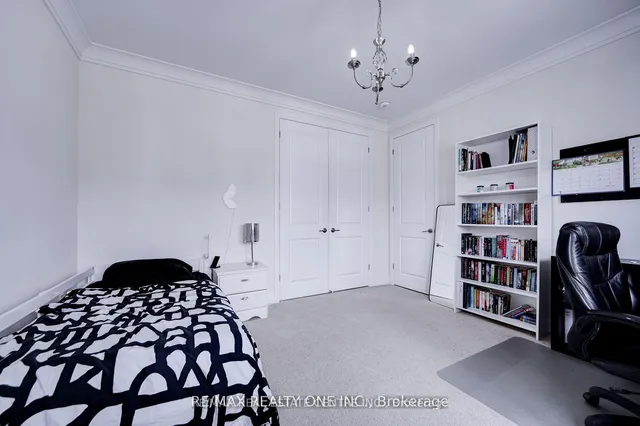 Additional image 30 of 438 North Park Blvd