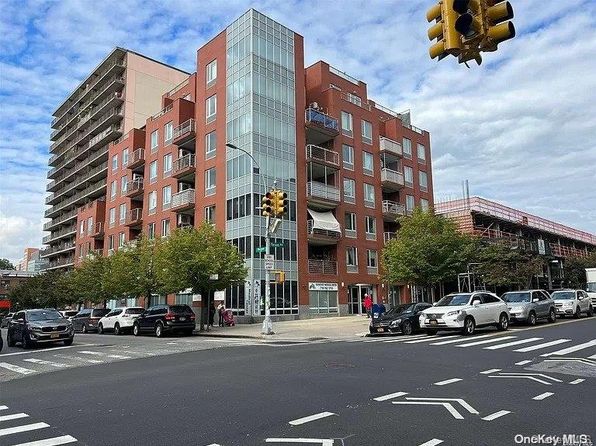 38-30 Parsons Boulevard #PHC, Flushing, NY 11354