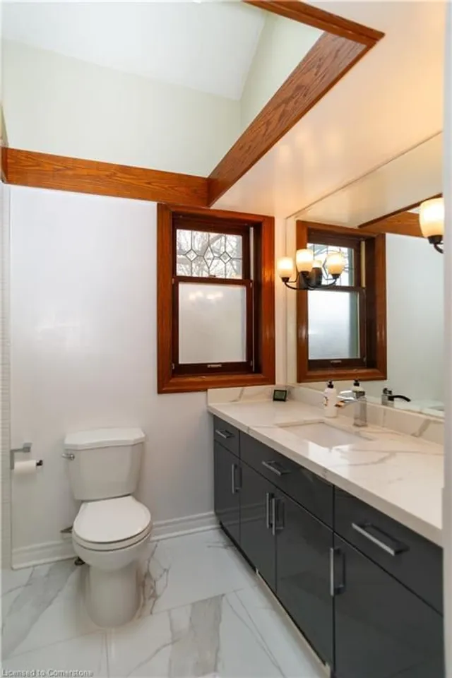 Additional image 22 of 136 Humbercrest Blvd