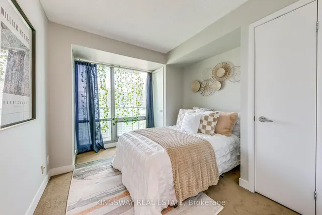 Additional image 21 of 81 Navy Wharf Crt Unit 3511