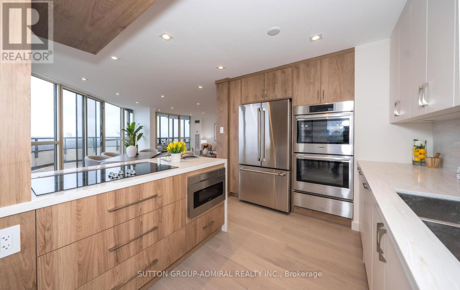 1803 - 343 CLARK AVENUE W|Vaughan (Crestwood-Springfarm-Yorkhill), Ontario L4J7K5