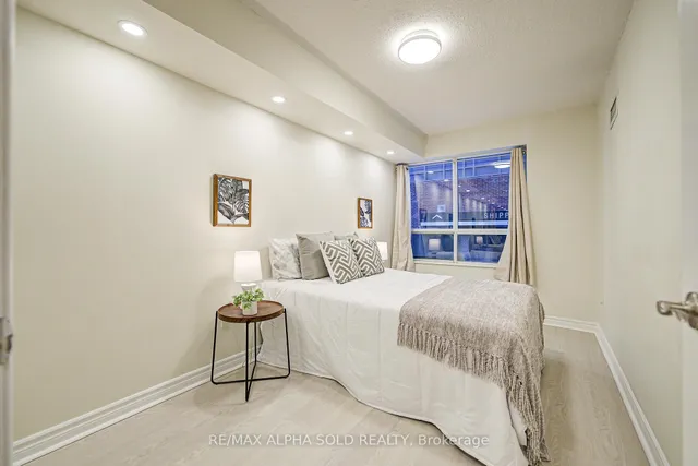 Additional image 23 of 250 Wellington St Unit 246