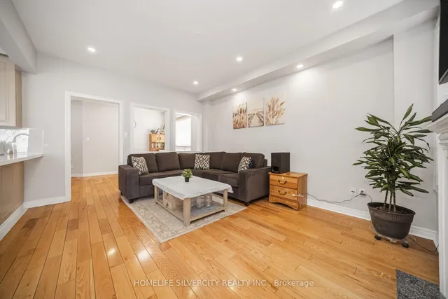 Additional image 11 of 6 Aria Lane