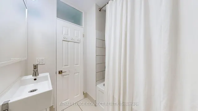 Additional image 19 of 242 Gledhill Ave