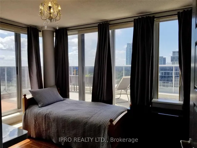 Additional image 10 of 1040 The Queensway Ave Unit PH919