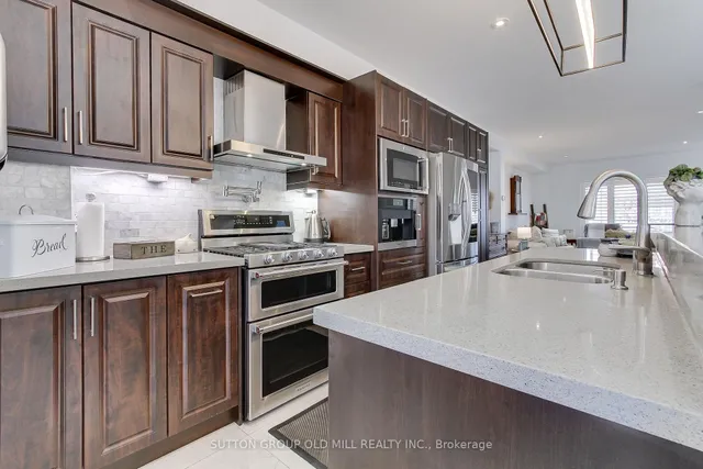 Additional image 7 of 25 Savoy Ave