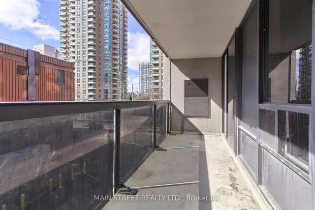 Additional image 21 of 35 Finch Ave Unit 501