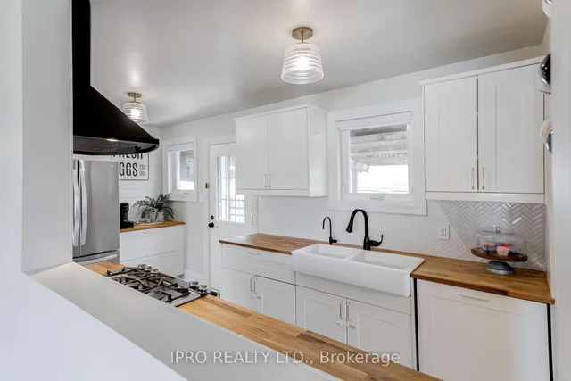 Additional image 17 of 43 Sherwood Cres