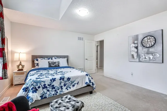 Additional image 24 of 30 Curran Rd