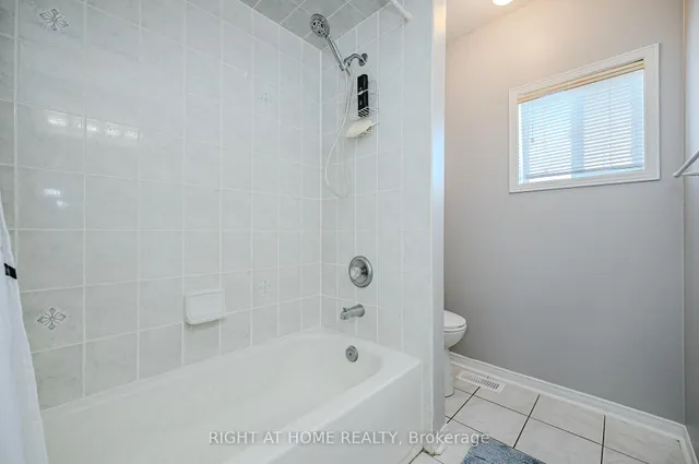 Additional image 34 of 2267 Empire Cres