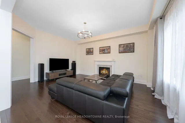 Additional image 47 of 23 Abigail Grace Cres