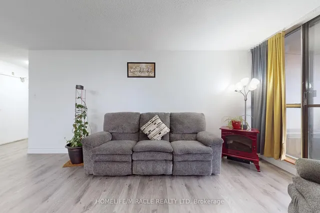 Additional image 19 of 15 Kensington Rd Unit 1112