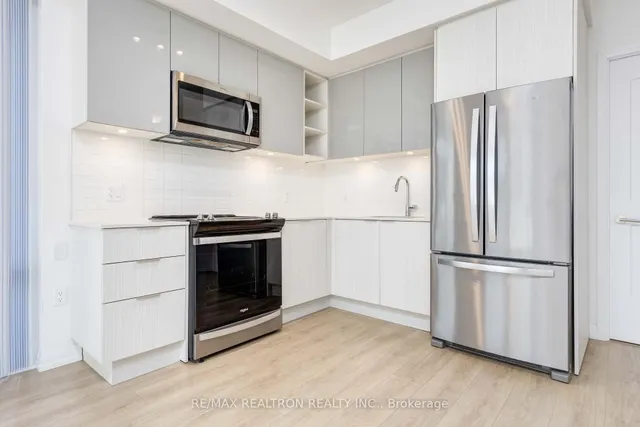 Additional image 11 of 50 Dunfield Ave Unit 1917