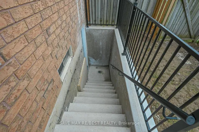 Additional image 49 of 29 Baccarat Cres