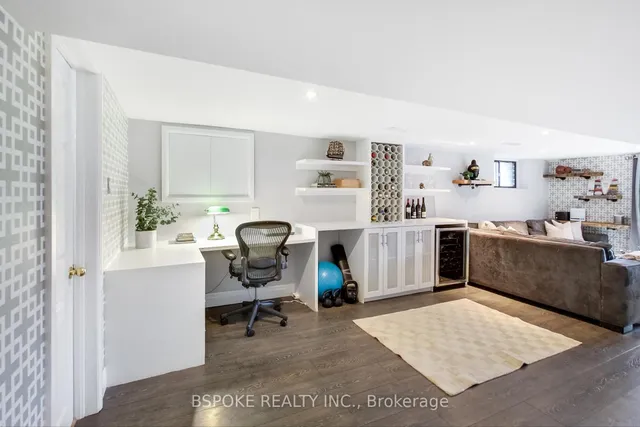 Additional image 26 of 293 Withrow Ave